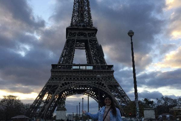 Maria Camila Ruiz Tacha in front of the Eiffel Tower
