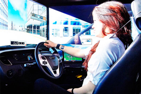 woman using the drive sim lab
