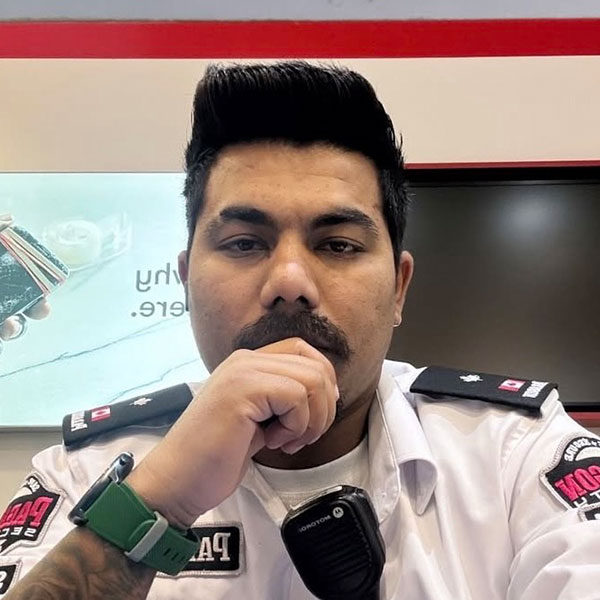 Sukhveer Singh headshot