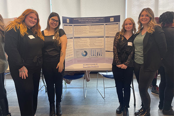 BAMH students Megan Amero, Tatiana Andrade, Meghan Battenberg Hickey, and Laura Bannon present their thesis work